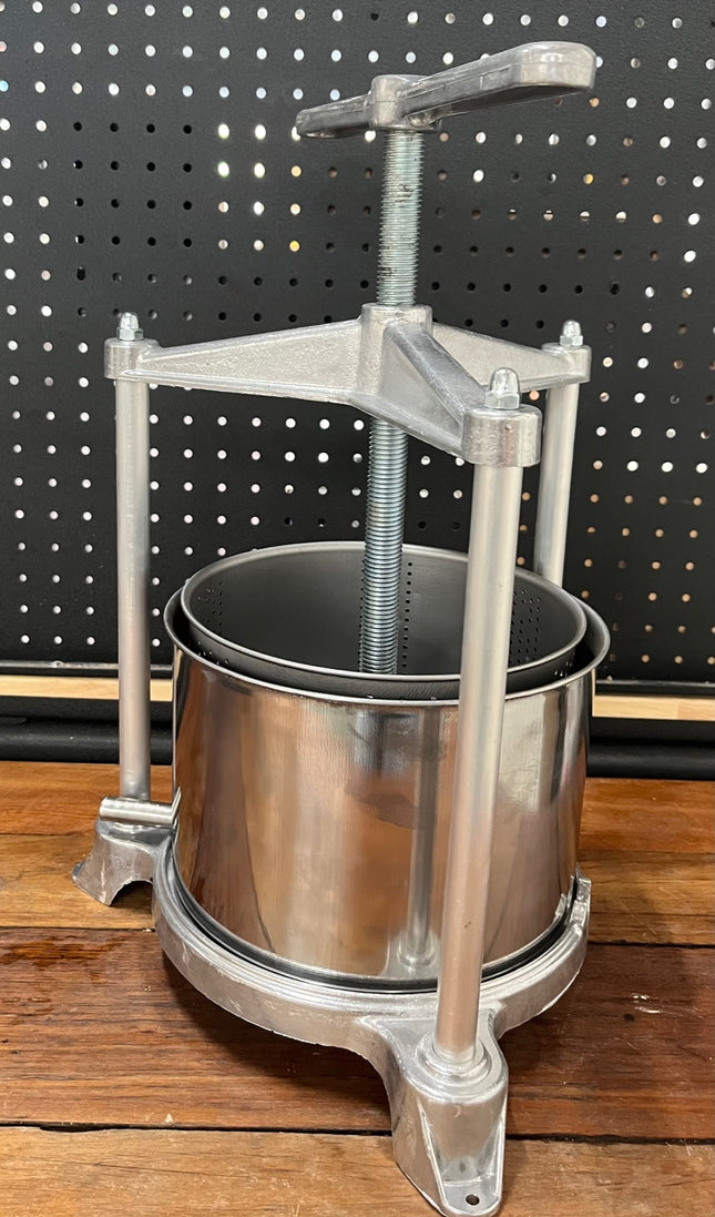 Table Top Fruit Press 5.3 Litre